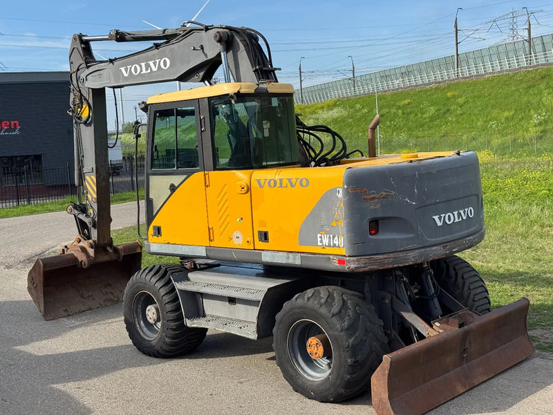 Volvo EW140 - Wheel excavator: picture 3 Volvo EW140 - Wheel excavator: picture 3