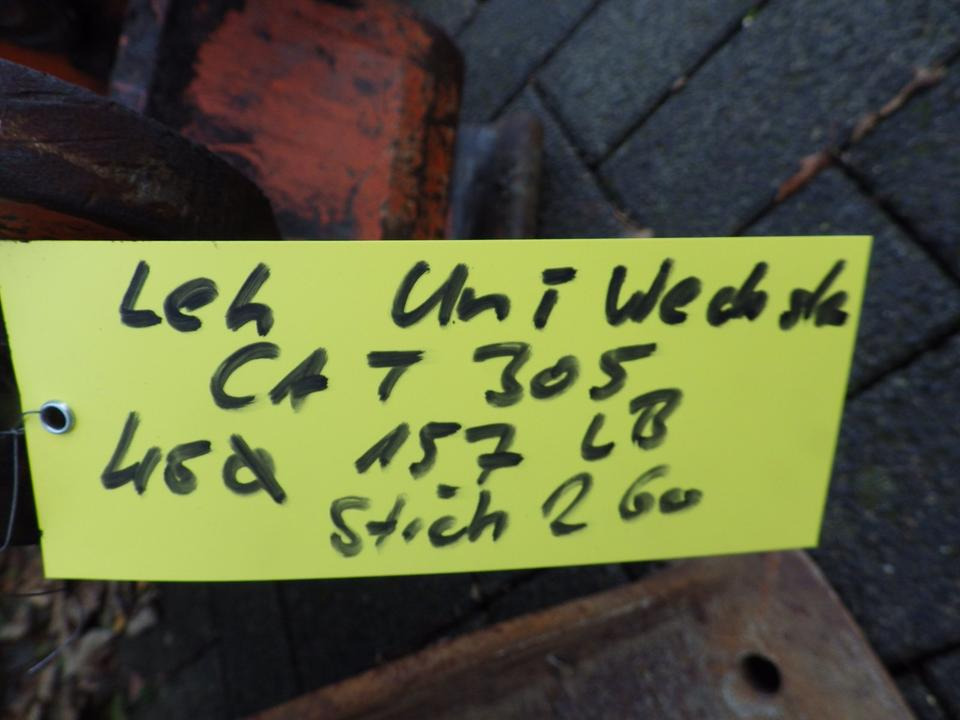 Cat 305 LEH Schnellwechsler + 2 Tieflöffel Cat - Excavator bucket: picture 5 Cat 305 LEH Schnellwechsler + 2 Tieflöffel Cat - Excavator bucket: picture 5