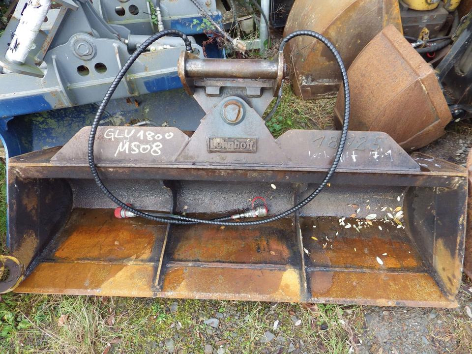 Grabenräumlöffel MS03 starr und schwenkbar+ MS08 hydraulisch - Excavator bucket: picture 4 Grabenräumlöffel MS03 starr und schwenkbar+ MS08 hydraulisch - Excavator bucket: picture 4