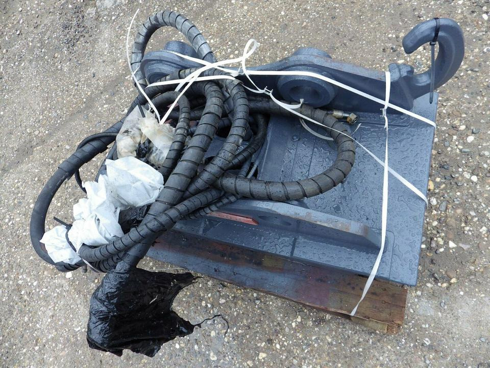OilQuick OQ80 Schnellwechsler SWE (netto 5000,00 Euro) - Quick coupler: picture 4 OilQuick OQ80 Schnellwechsler SWE (netto 5000,00 Euro) - Quick coupler: picture 4