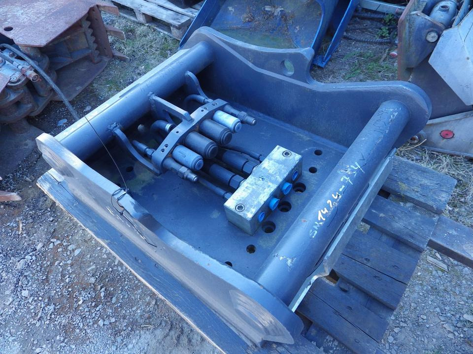 SchraubAdapterPlatte OQ80 OilQuick 80 ( MWST ausweisbar ) - Quick coupler: picture 1 SchraubAdapterPlatte OQ80 OilQuick 80 ( MWST ausweisbar ) - Quick coupler: picture 1