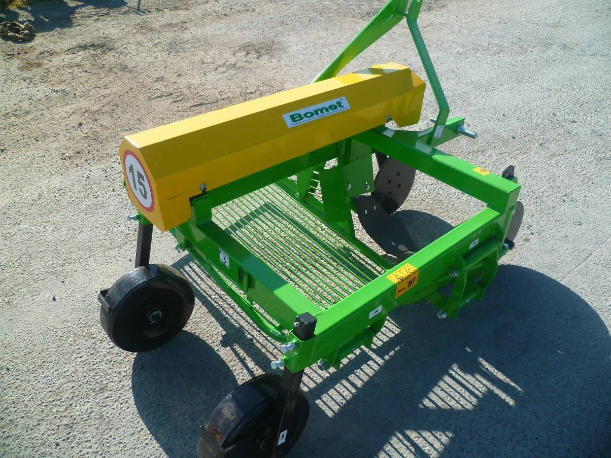 BOMET Arracheuse à Pommes de Terre 1 rang URSA - Potato harvester: picture 3 BOMET Arracheuse à Pommes de Terre 1 rang URSA - Potato harvester: picture 3
