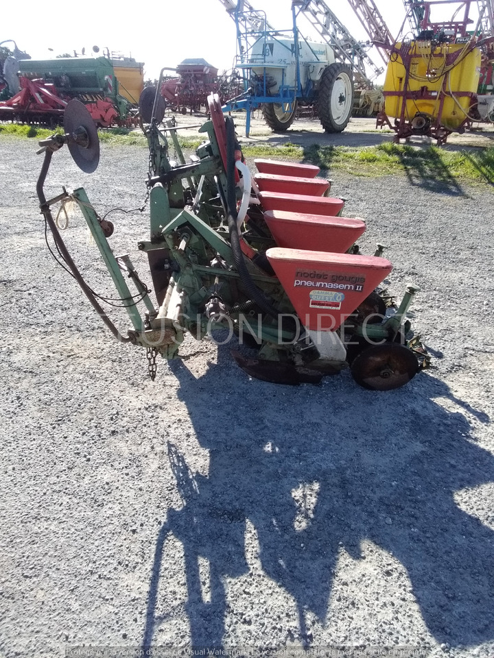 NODET SEMOIR MONOGRAINE PN II - Precision sowing machine: picture 4 NODET SEMOIR MONOGRAINE PN II - Precision sowing machine: picture 4