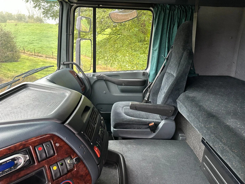 Tractor unit DAF XF 530 4X2 Manual EUR3 LOW KM: picture 15