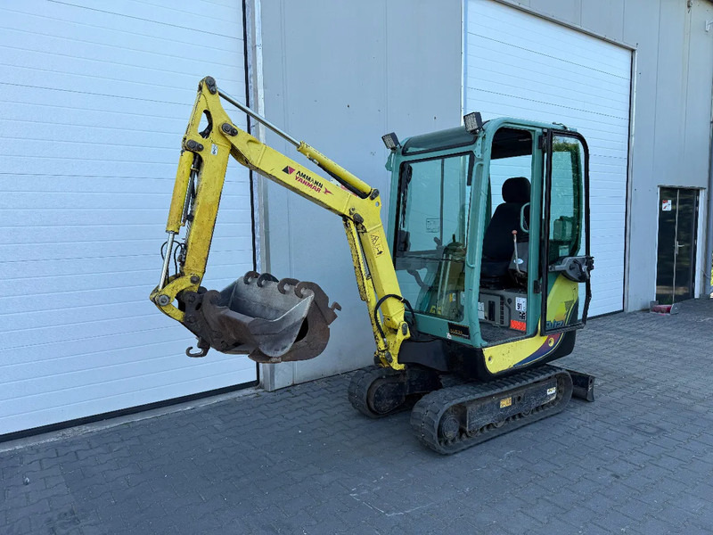 Yanmar SV17 - Mini crane: picture 2 Yanmar SV17 - Mini crane: picture 2