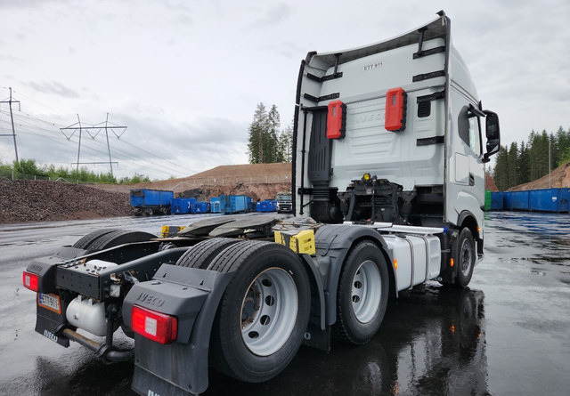Iveco S-Way 570 6x2 - Tractor unit: picture 4 Iveco S-Way 570 6x2 - Tractor unit: picture 4