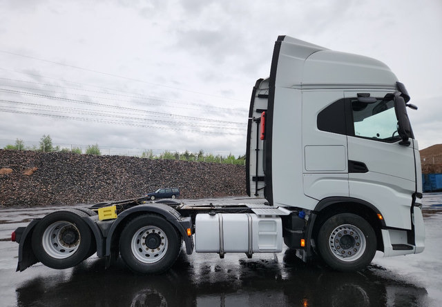 Iveco S-Way 570 6x2 - Tractor unit: picture 5 Iveco S-Way 570 6x2 - Tractor unit: picture 5