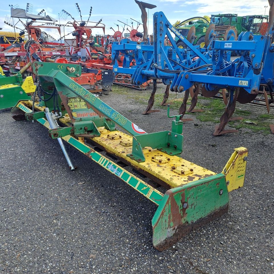 ERPICE ROTANTE MORENI SERIE MA MOD 3750 - Rotavator: picture 1 ERPICE ROTANTE MORENI SERIE MA MOD 3750 - Rotavator: picture 1