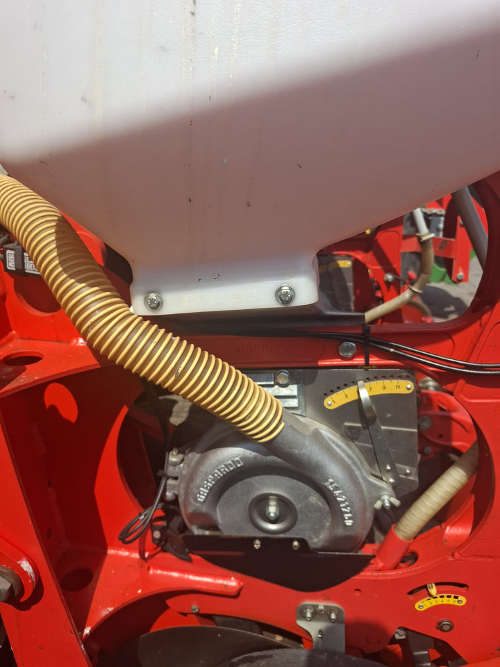 GASPARDO RENATA - Precision sowing machine: picture 4 GASPARDO RENATA - Precision sowing machine: picture 4