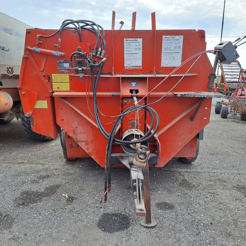 IMPAGLIATRICE KUHN PRIMOR PP - Straw shredder: picture 3 IMPAGLIATRICE KUHN PRIMOR PP - Straw shredder: picture 3