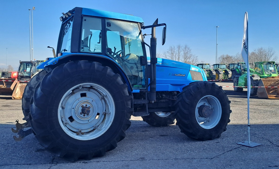 LANDINI 165 LEGEND TOP DELTA SIX - Farm tractor: picture 3 LANDINI 165 LEGEND TOP DELTA SIX - Farm tractor: picture 3