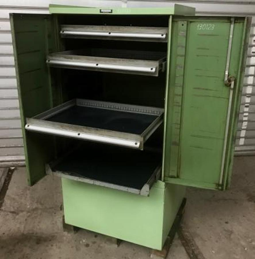 Werkzeugschrank - Garage equipment: picture 1 Werkzeugschrank - Garage equipment: picture 1