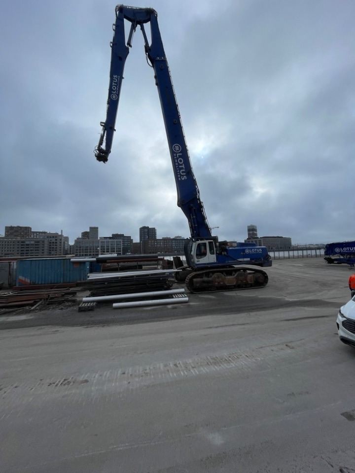 Liebherr R 974 C UHD Demolition 41m, 2 booms - Demolition excavator: picture 3 Liebherr R 974 C UHD Demolition 41m, 2 booms - Demolition excavator: picture 3