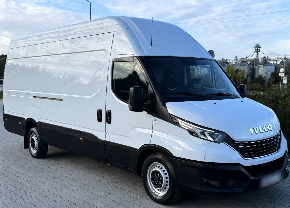 Iveco Daily L4H3 3.0 180KM Hi-matic LED KAMERA Bezwypadkowy Salon PL FV23 - Panel van: picture 3 Iveco Daily L4H3 3.0 180KM Hi-matic LED KAMERA Bezwypadkowy Salon PL FV23 - Panel van: picture 3