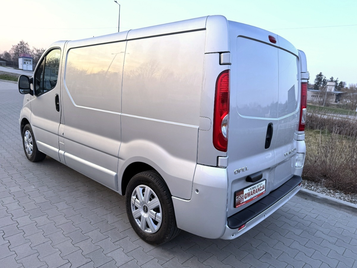 Opel Vivaro 2.0 DCI 115KM Rok 2013 Sprowadzony Bezwypadkowy Nawigacja Klima - Panel van: picture 3 Opel Vivaro 2.0 DCI 115KM Rok 2013 Sprowadzony Bezwypadkowy Nawigacja Klima - Panel van: picture 3