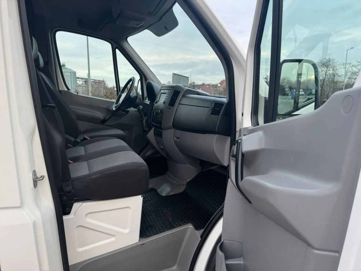 Panel van Volkswagen Crafter Volkswagen 2.0 TDI 140 KM Klimatyzacja HAK: picture 6
