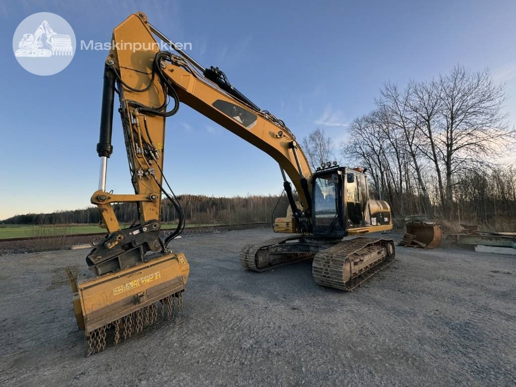 CAT 324 D L - Crawler excavator: picture 2 CAT 324 D L - Crawler excavator: picture 2