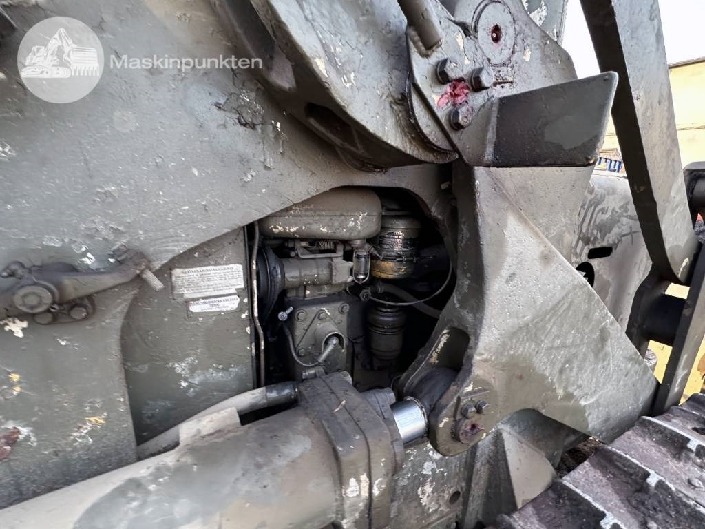 Crawler loader CAT 955: picture 36