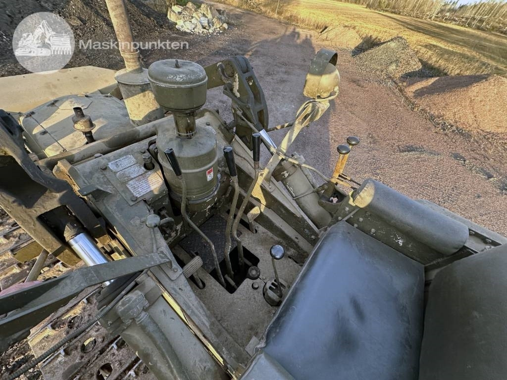 Crawler loader CAT 955: picture 12