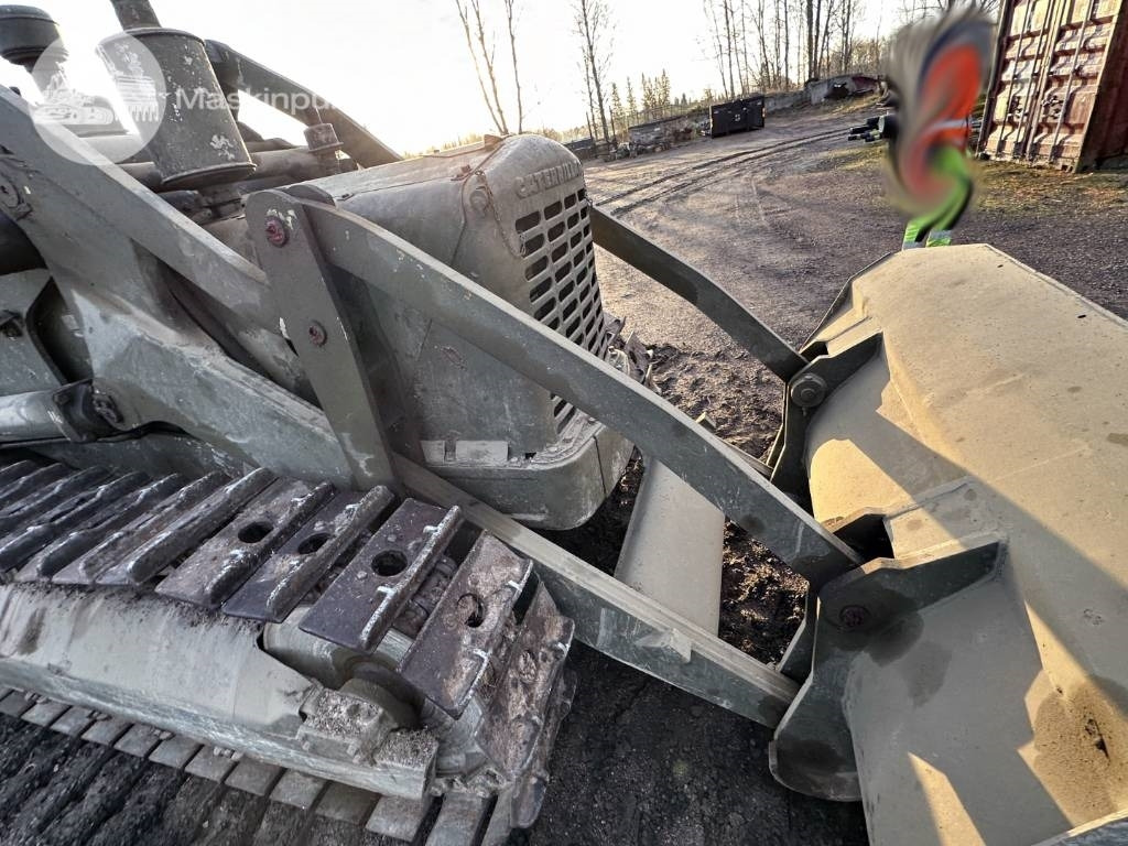 Crawler loader CAT 955: picture 32