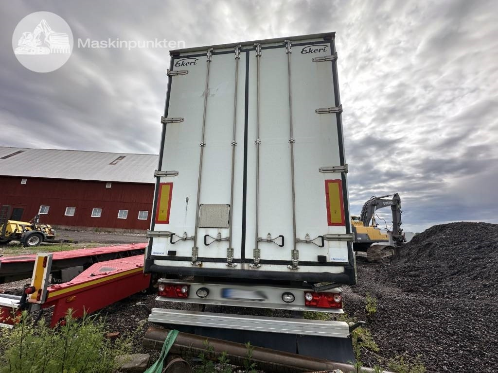 Ekeri T 3 + Krone Dolly - Closed box semi-trailer: picture 4 Ekeri T 3 + Krone Dolly - Closed box semi-trailer: picture 4