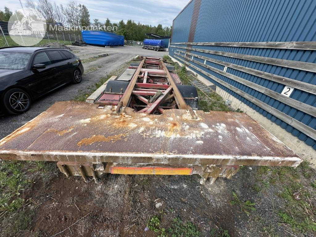 Istrail PKW 186 - Roll-off/ Skip trailer: picture 5 Istrail PKW 186 - Roll-off/ Skip trailer: picture 5