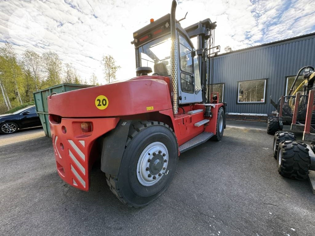 Kalmar DCE 120 - Diesel forklift: picture 5 Kalmar DCE 120 - Diesel forklift: picture 5