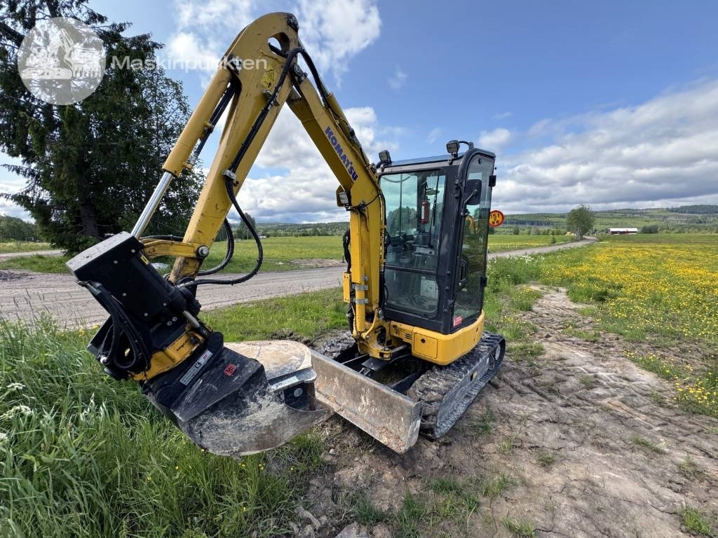Komatsu PC 26 MR - Mini excavator: picture 1 Komatsu PC 26 MR - Mini excavator: picture 1