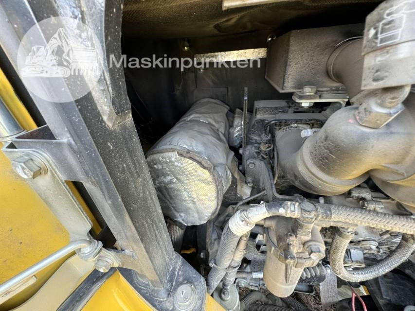 Mini excavator Komatsu PC 26 MR: picture 32 Mini excavator Komatsu PC 26 MR: picture 32