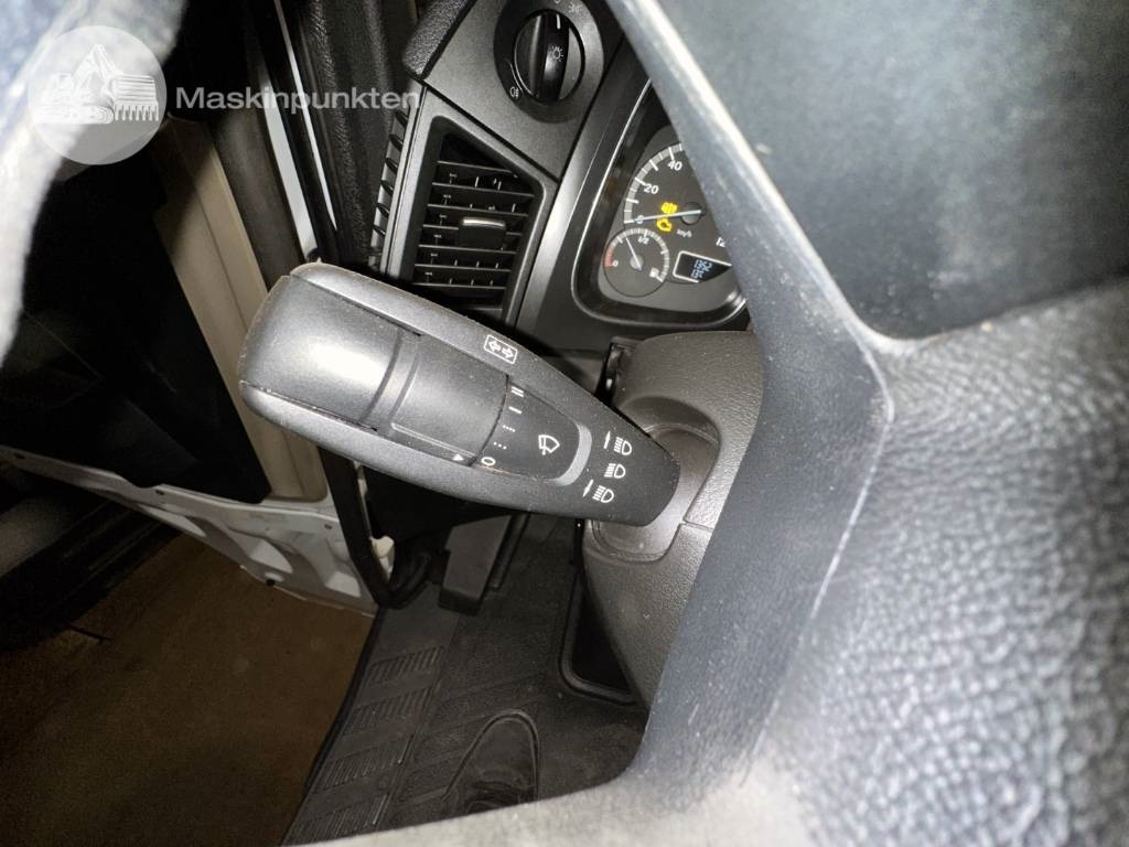 Box truck Mercedes-Benz Actros 2545: picture 21