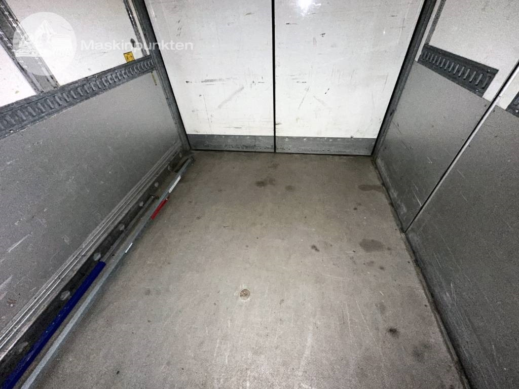 Box truck Mercedes-Benz Actros 2545: picture 50
