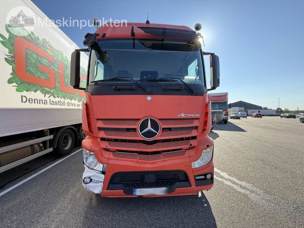 Mercedes-Benz Actros 2551  - Refrigerator truck: picture 2 Mercedes-Benz Actros 2551  - Refrigerator truck: picture 2