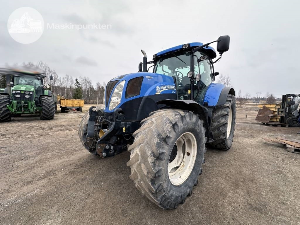 New Holland T 7.185 - Farm tractor: picture 4 New Holland T 7.185 - Farm tractor: picture 4