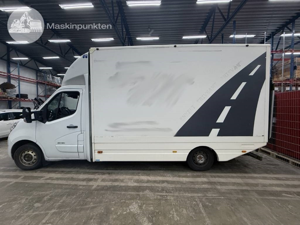 Closed box van Renault Master 150 DCI: picture 8