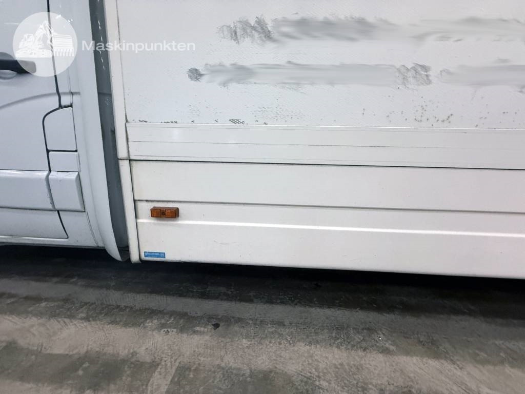 Closed box van Renault Master 150 DCI: picture 18
