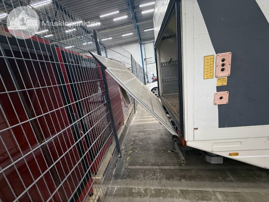 Closed box van Renault Master 150 DCI: picture 33