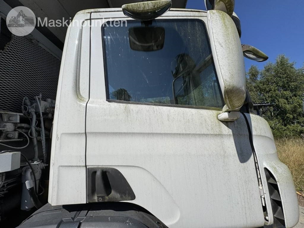 Garbage truck Scania P 420 GB: picture 29