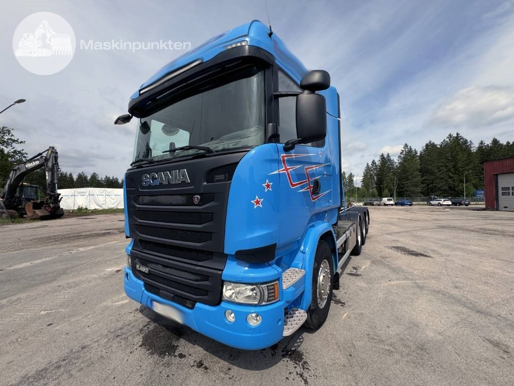 Scania R 490 LB - Hook lift truck: picture 1 Scania R 490 LB - Hook lift truck: picture 1