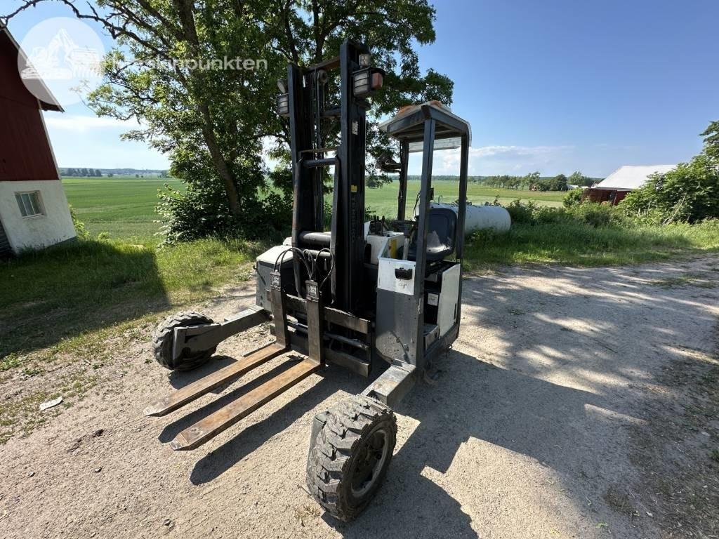 Terberg RE 4-35 - Truck mounted forklift: picture 1 Terberg RE 4-35 - Truck mounted forklift: picture 1