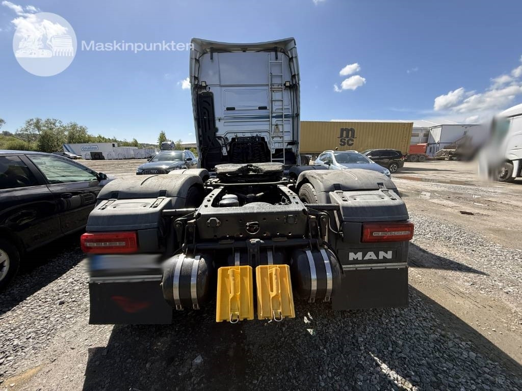 Tractor unit MAN TGX 26.500 Puscher: picture 6