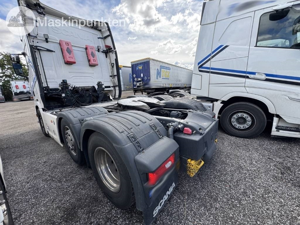 Scania R 520 - Tractor unit: picture 2 Scania R 520 - Tractor unit: picture 2