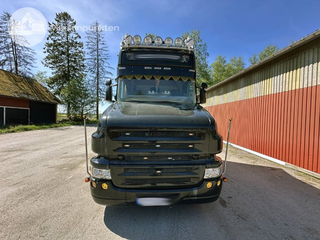 Scania R 620 LA - Tractor unit: picture 2 Scania R 620 LA - Tractor unit: picture 2