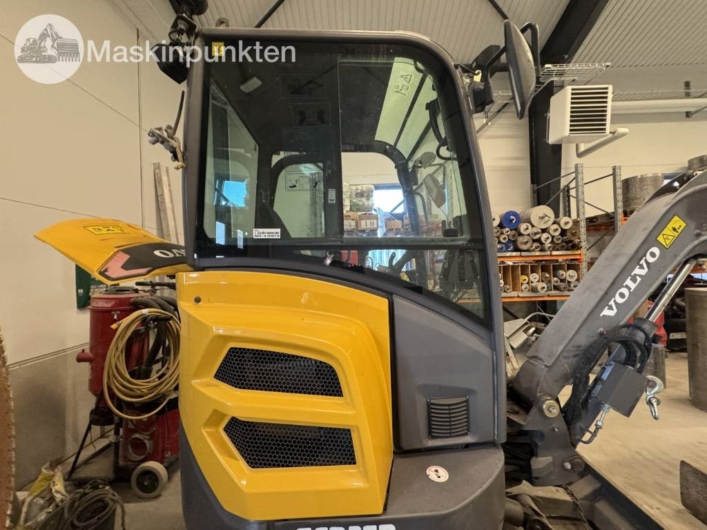 Volvo ECR 25 D leasing Volvo ECR 25 D: picture 28 Volvo ECR 25 D leasing Volvo ECR 25 D: picture 28