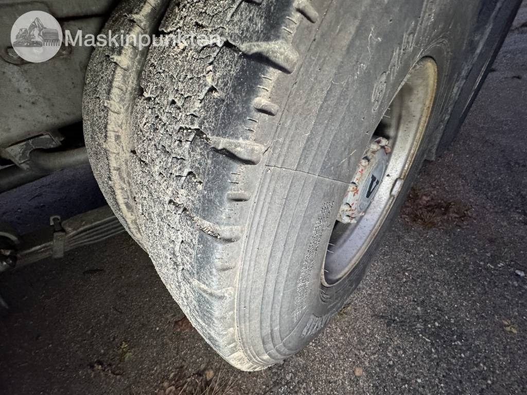 Tipper Volvo F 89-42: picture 15 Tipper Volvo F 89-42: picture 15