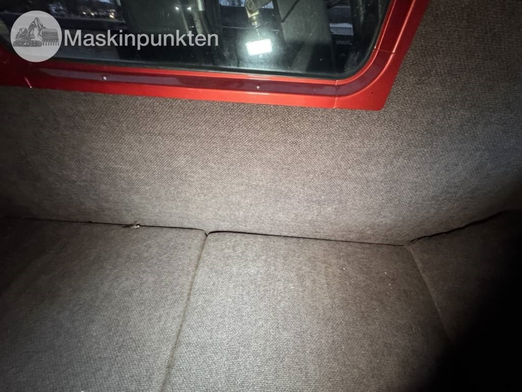 Tipper Volvo F 89-42: picture 50 Tipper Volvo F 89-42: picture 50