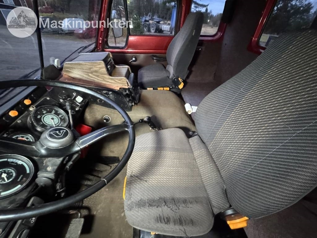 Tipper Volvo F 89-42: picture 40 Tipper Volvo F 89-42: picture 40