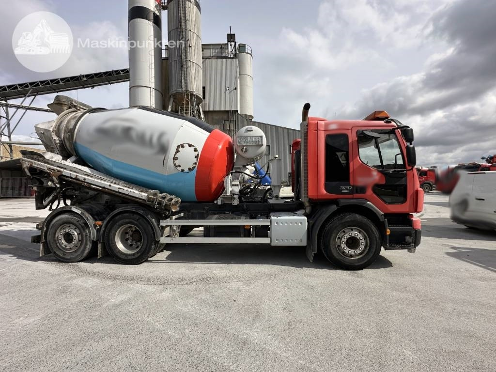 Volvo FE 320 - Concrete mixer truck: picture 2 Volvo FE 320 - Concrete mixer truck: picture 2