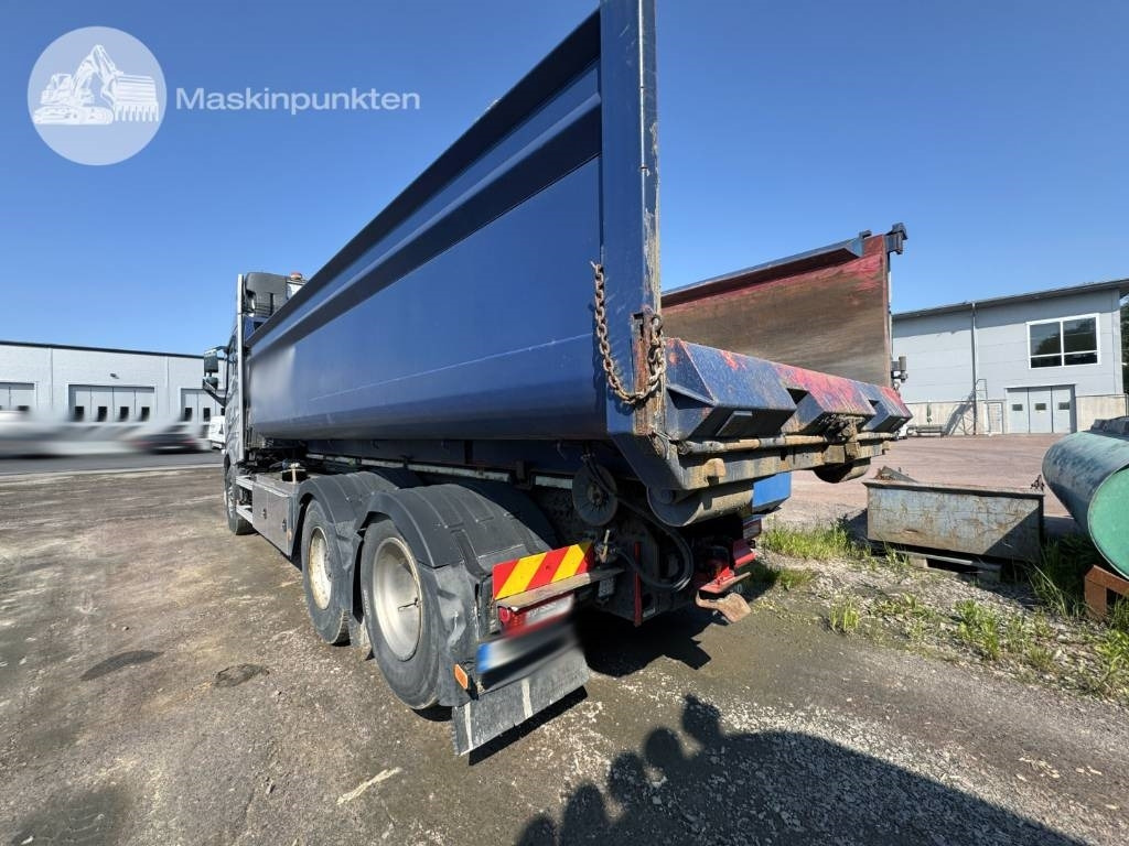 Volvo FH 16 750 - Hook lift truck: picture 3 Volvo FH 16 750 - Hook lift truck: picture 3