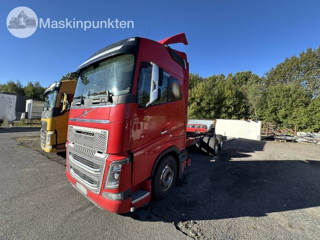 Volvo FH 16  - Cab chassis truck: picture 1 Volvo FH 16  - Cab chassis truck: picture 1