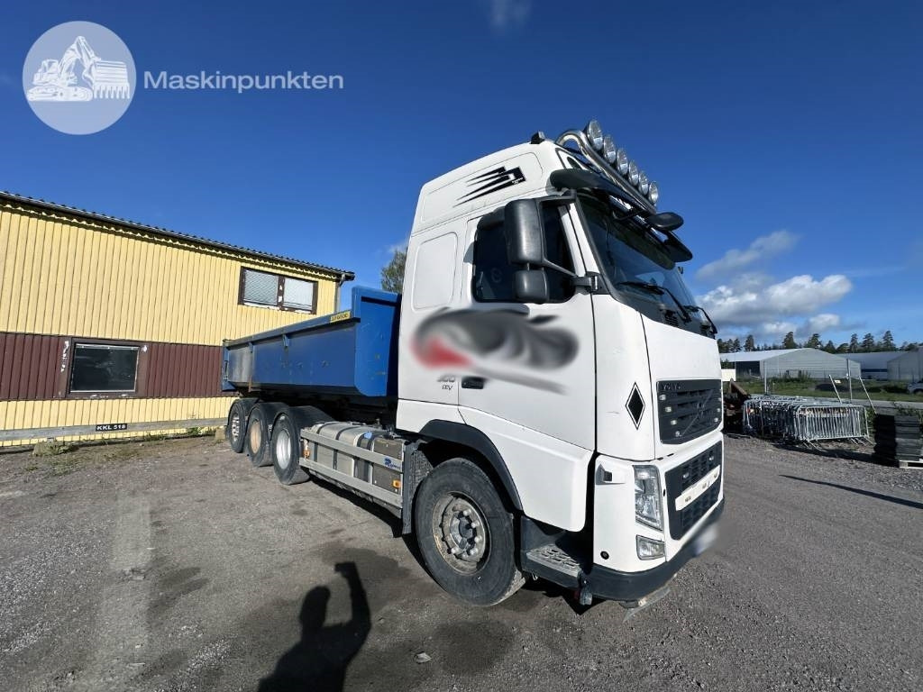 Volvo FH 500 - Hook lift truck: picture 2 Volvo FH 500 - Hook lift truck: picture 2